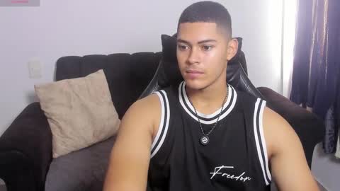 Dylan  independent model  online show from March 29, 2026, 3:23 pm