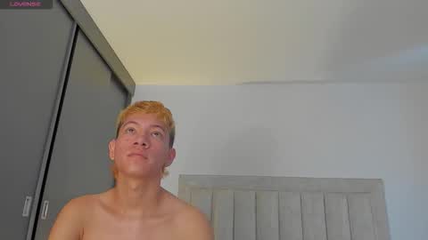 Juliiiiian online show from November 14, 2025, 12:59 pm