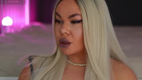 Lila online show from January 8, 2025, 10:15 am