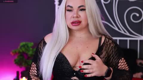 Lila online show from October 3, 2025, 3:20 pm