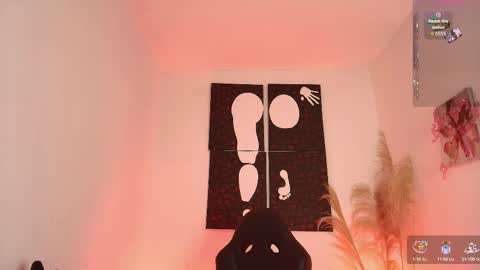 IM LOLA  online show from October 9, 2025, 4:16 pm