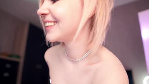 Nina  online show from February 15, 2025, 10:10 pm