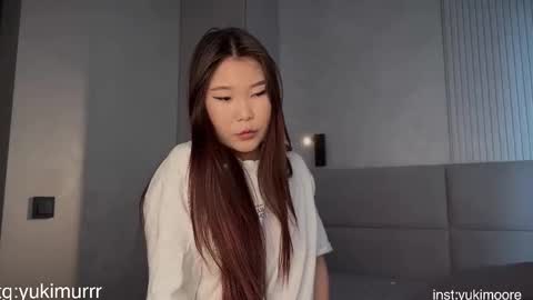 iamyuki_ online show from February 22, 2026, 5:08 am