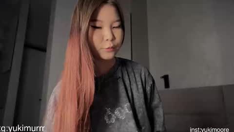 iamyuki_ online show from March 21, 2026, 1:43 am