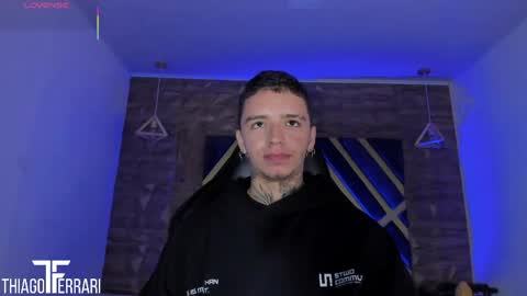 IAN CASTILLO online show from April 10, 2026, 11:15 am