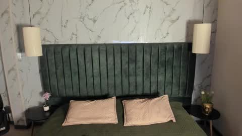 Ian Davis online show from October 19, 2025, 11:55 am