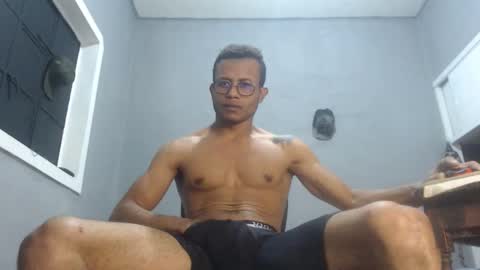 ian_tuner online show from January 4, 2025, 7:13 am