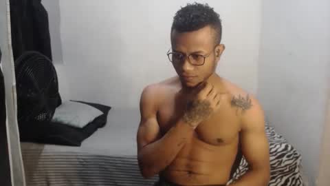 ian_tuner online show from January 13, 2026, 3:23 am