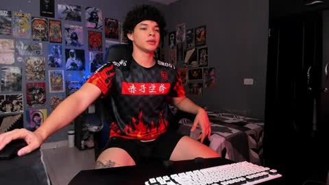 Andres online show from February 2, 2025, 9:34 pm