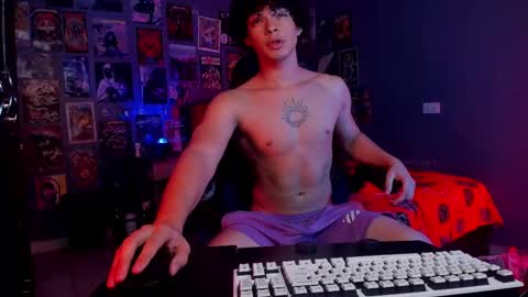 Andres online show from February 18, 2025, 7:19 pm