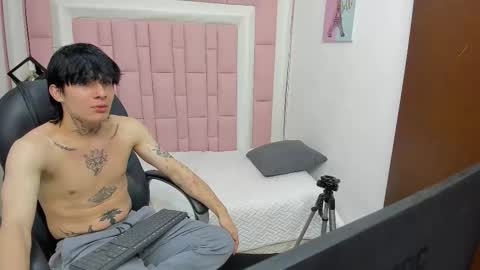 Snapshot of iancute_ chatting on October 9, 2025, 11:19 am ian online show from October 9, 2025, 11:19 am