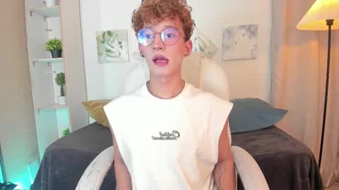 ian  online show from November 5, 2025, 4:12 am