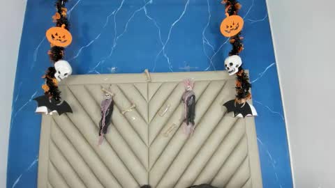 ibbie_ online show from October 28, 2025, 12:09 pm