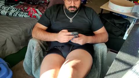 iBear0 online show from February 15, 2026, 9:33 pm