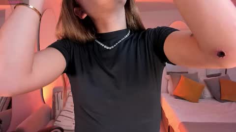 Ibiza  online show from September 17, 2025, 11:56 am