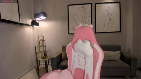 Ibiza  online show from April 16, 2026, 12:06 pm