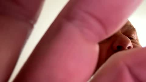 icanmakeyousquirt69 online show from April 6, 2026, 3:24 pm