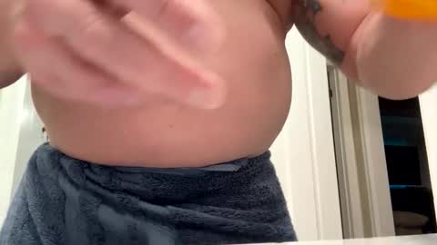 icanmakeyousquirt69 online show from June 8, 2026, 3:56 pm
