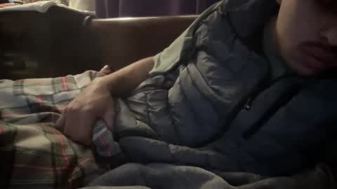 Snapshot of ice_jr chatting on January 13, 2025, 1:02 am Ice Jr online show from January 13, 2025, 1:02 am