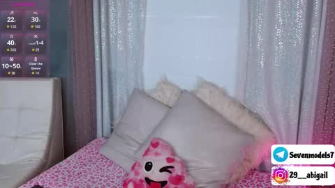 ice_y_abigail online show from March 10, 2025, 12:15 pm