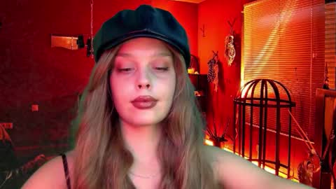 Nina online show from October 5, 2025, 3:05 am