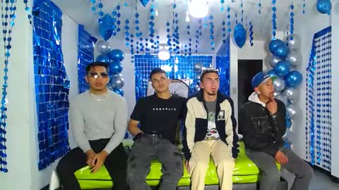 THOMAS AND DAMIAND online show from January 26, 2025, 5:13 pm