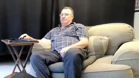 Christopher online show from March 7, 2025, 9:06 pm