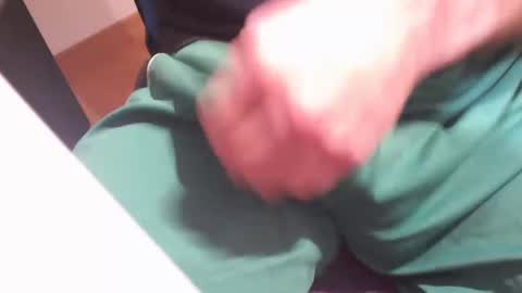 icky_thumps online show from February 14, 2025, 8:37 pm