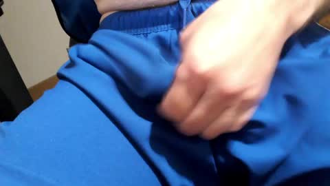 Snapshot of icky_thumps chatting on May 2, 2026, 9:36 am icky_thumps online show from May 2, 2026, 9:36 am