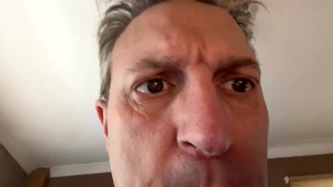 icums4u online show from October 11, 2025, 8:13 am