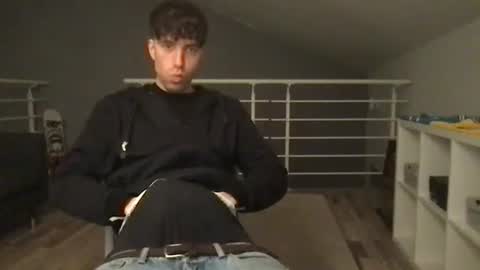 Snapshot of icyninesix chatting on December 22, 2024, 6:26 pm icyninesix online show from December 22, 2024, 6:26 pm