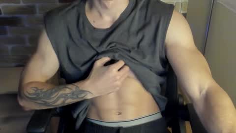 yo online show from October 2, 2025, 7:54 pm