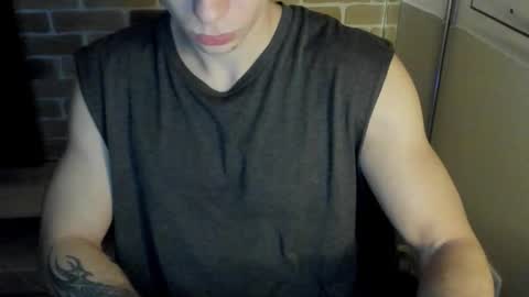 yo online show from November 30, 2025, 8:46 pm