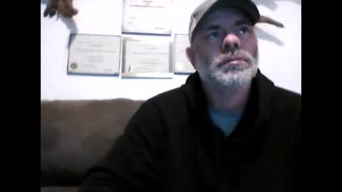 Snapshot of idkwhyidothis348732 chatting on February 25, 2025, 11:19 am idkwhyidothis348732 online show from February 25, 2025, 11:19 am