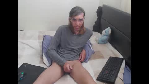 IEmmaXO online show from December 13, 2024, 12:42 am