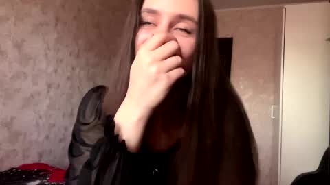 Sofy online show from May 11, 2026, 12:44 pm