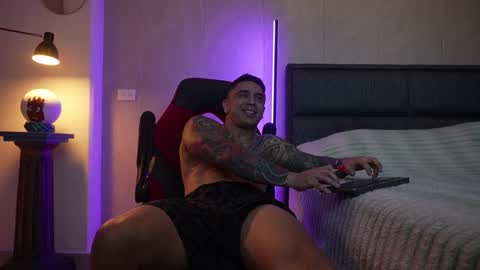 Igor scott online show from October 31, 2025, 2:12 am