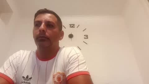 ihtiandar1008 online show from November 1, 2025, 11:29 pm