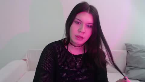 Vella online show from October 2, 2025, 10:22 am