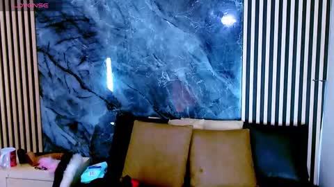 iisalombardi online show from September 20, 2025, 3:18 am