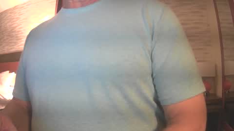 il_undercover online show from February 4, 2025, 3:44 am