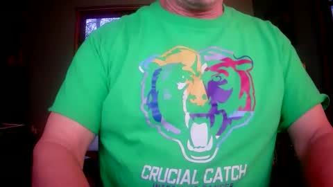 Snapshot of il_undercover chatting on March 3, 2026, 12:33 pm il_undercover online show from March 3, 2026, 12:33 pm
