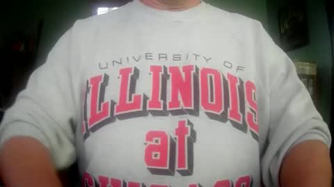 Snapshot of il_undercover chatting on March 23, 2026, 11:58 am il_undercover online show from March 23, 2026, 11:58 am