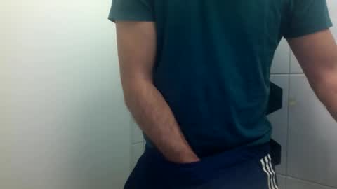 ilcaponero online show from April 14, 2026, 11:44 pm