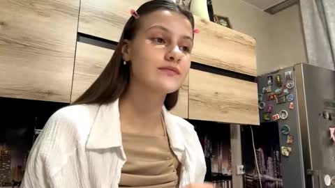 Snapshot of ilianaportwood chatting on February 18, 2026, 1:18 pm Sophie online show from February 18, 2026, 1:18 pm