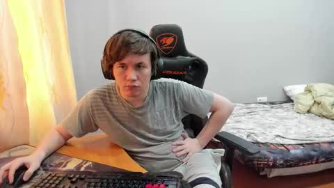 iliaskris online show from September 17, 2025, 11:45 am