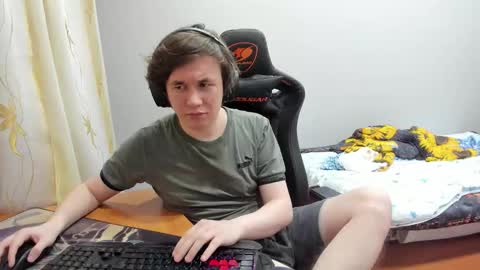 iliaskris online show from September 22, 2025, 9:28 pm