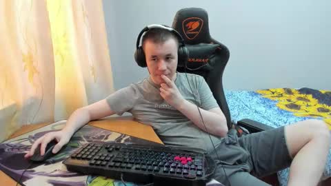 iliaskris online show from October 15, 2025, 4:45 am