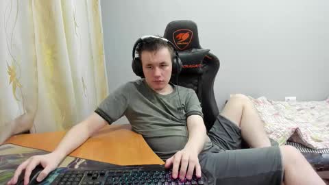 iliaskris online show from November 14, 2025, 11:57 pm