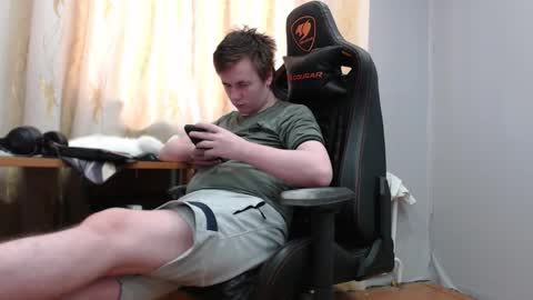 Snapshot of iliaskrisloveee chatting on January 17, 2026, 5:45 am lord online show from January 17, 2026, 5:45 am